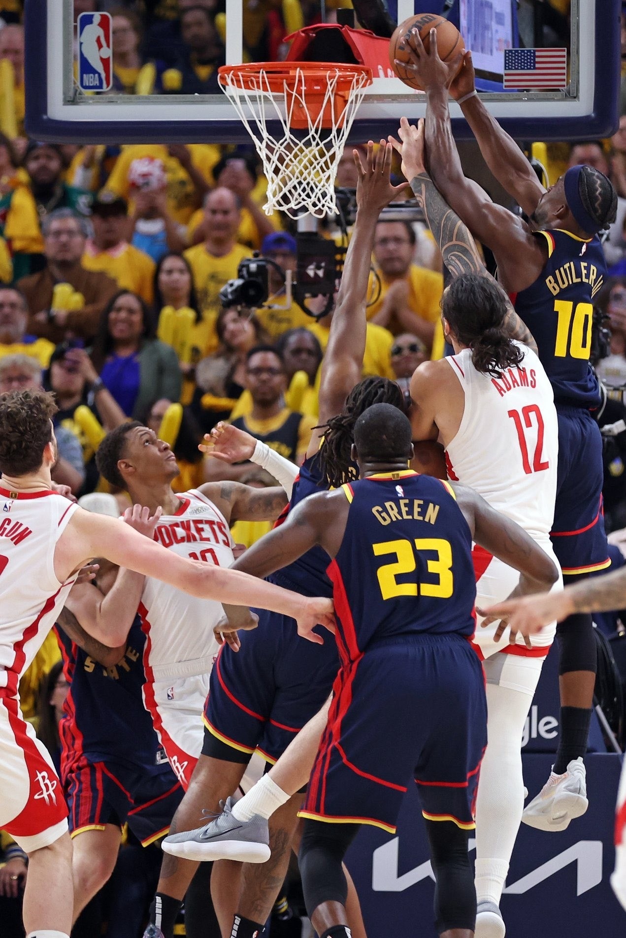 ng体育官网关于巴特勒回归赛场,精彩发挥首场状态亮眼,FPX观众沸腾!的信息