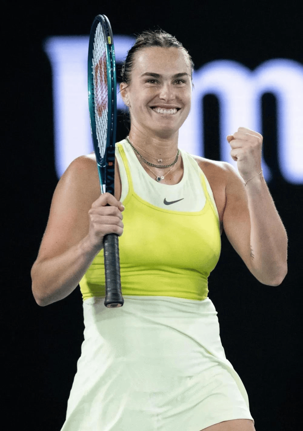 科维托娃在中国队比赛中挺进下一轮,惊险取胜引发热议!