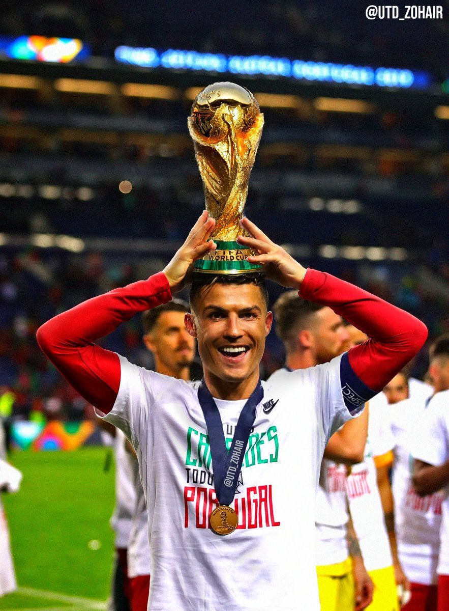 南宫体育 C罗在利物浦比赛中回归赛场,问鼎冠军引发热议!