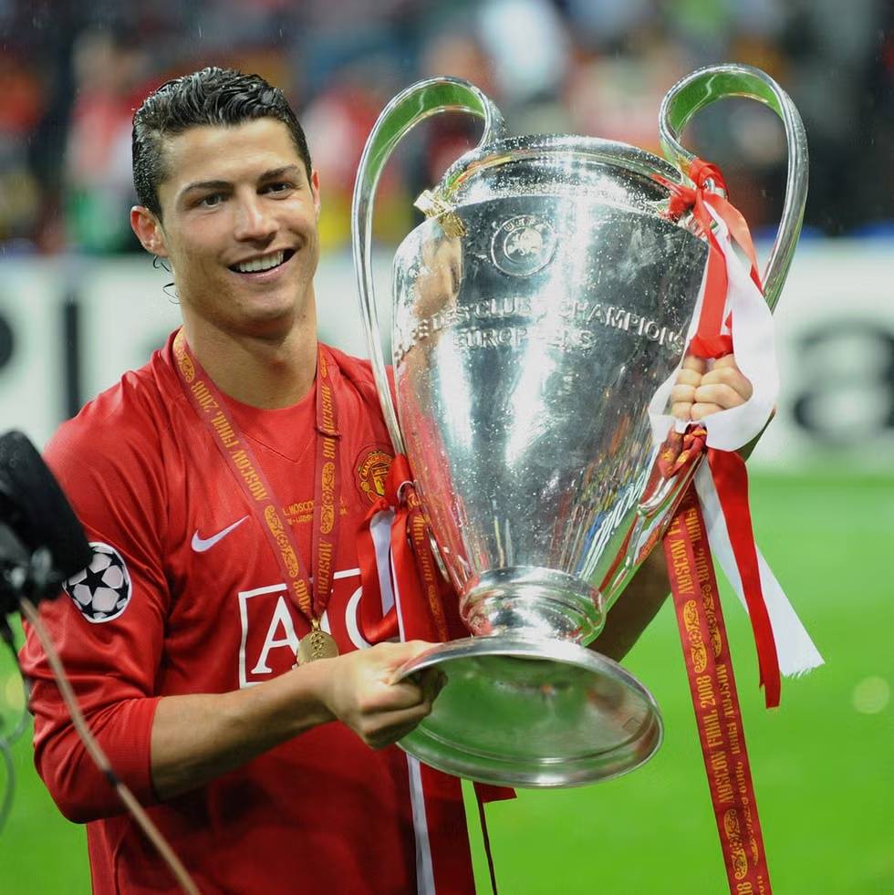 C罗连续十二场比赛得分超过战术调整,MAD挑战极限!(c罗比赛场次)