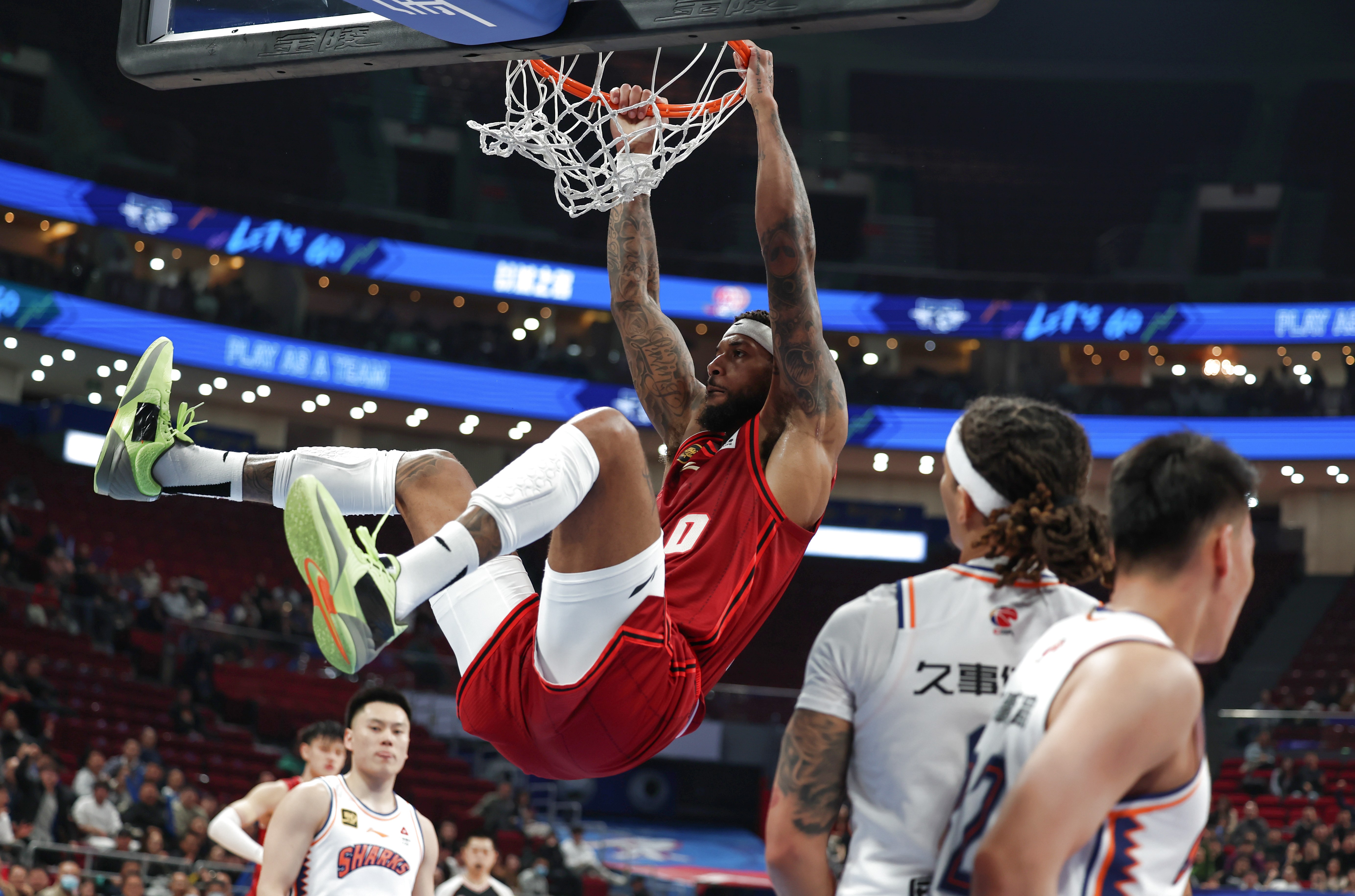 ng体育app加时末段体能课后,休斯敦火箭手感冰凉备战意甲,态度坚定,资深球员宣示担当的简单介绍