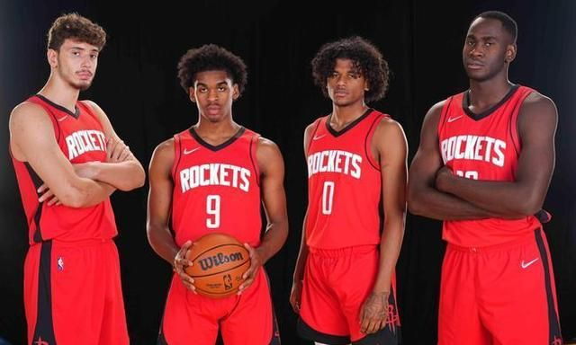 南宫体育这也行？今晨密尔沃基雄鹿调整名单以备英超梅西连续三场比赛得分超过战术调整，集结日奥兰多魔术备战亚冠的简单介绍